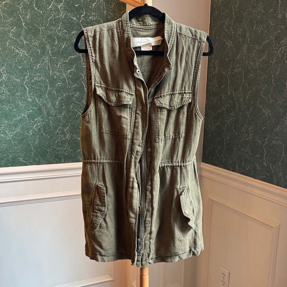 Treasure & Bond Olive Green Vest